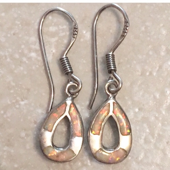 Jewelry - Stunning sterling silver and opal earrings!